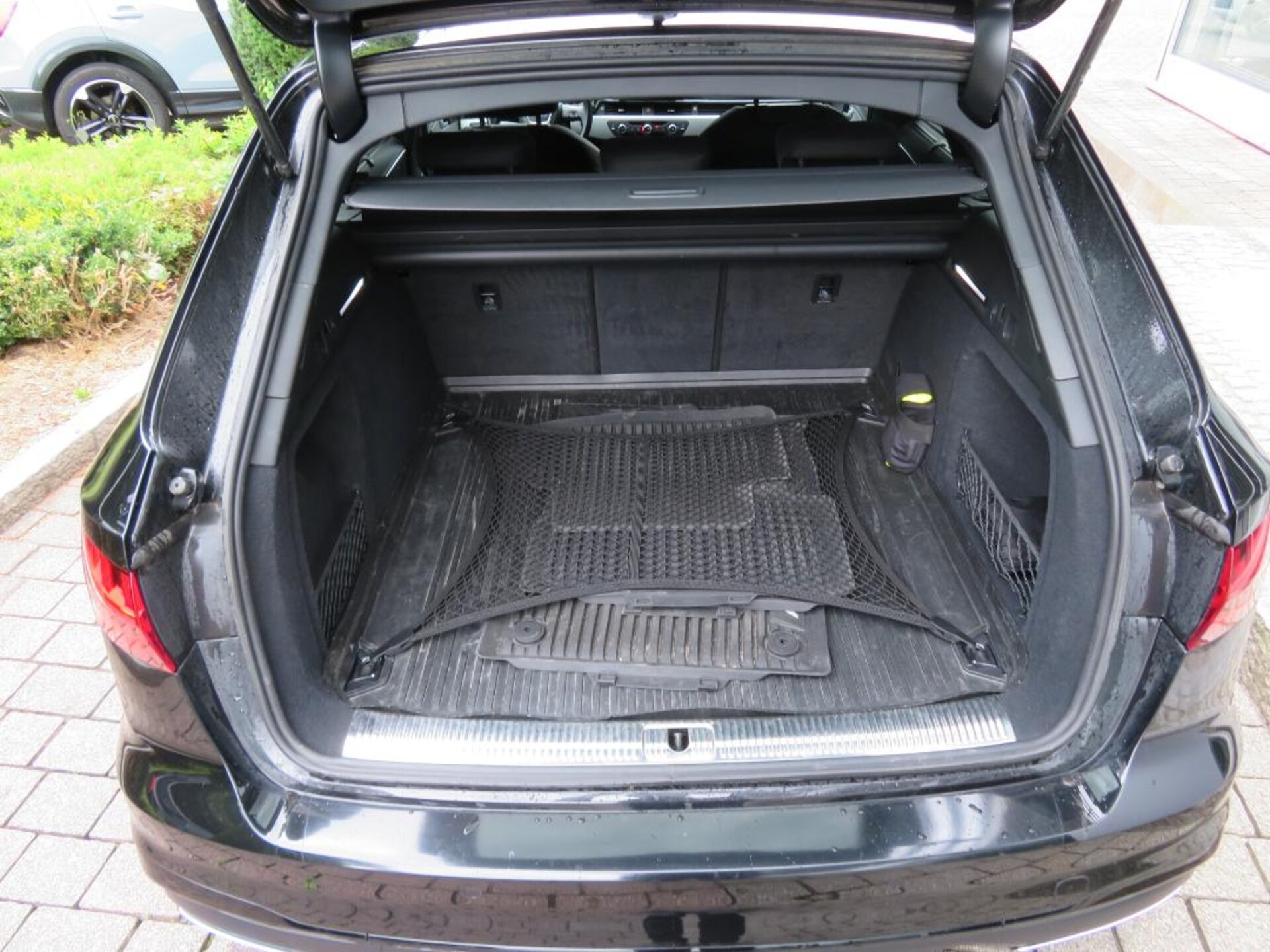 Audi A4 Avant S line