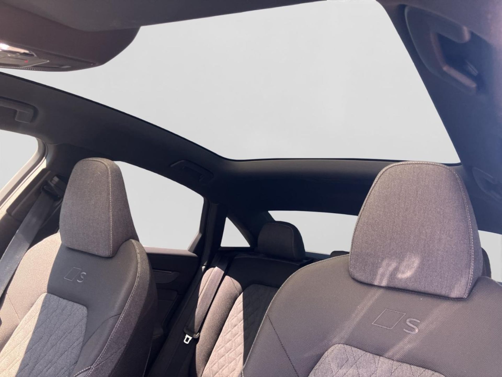 Audi A6 Limousine e-hybrid edition one
