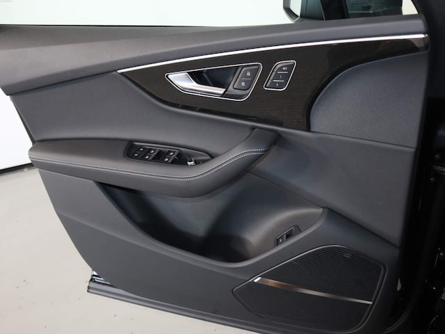2025 Audi Q7 Premium Plus - Photo 14