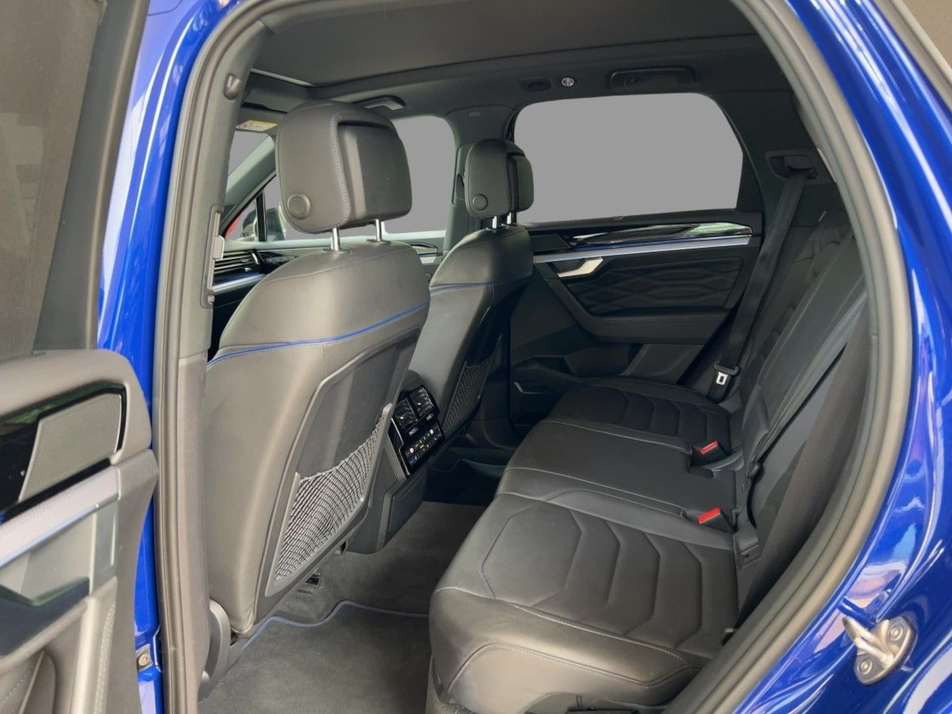 Volkswagen Touareg R