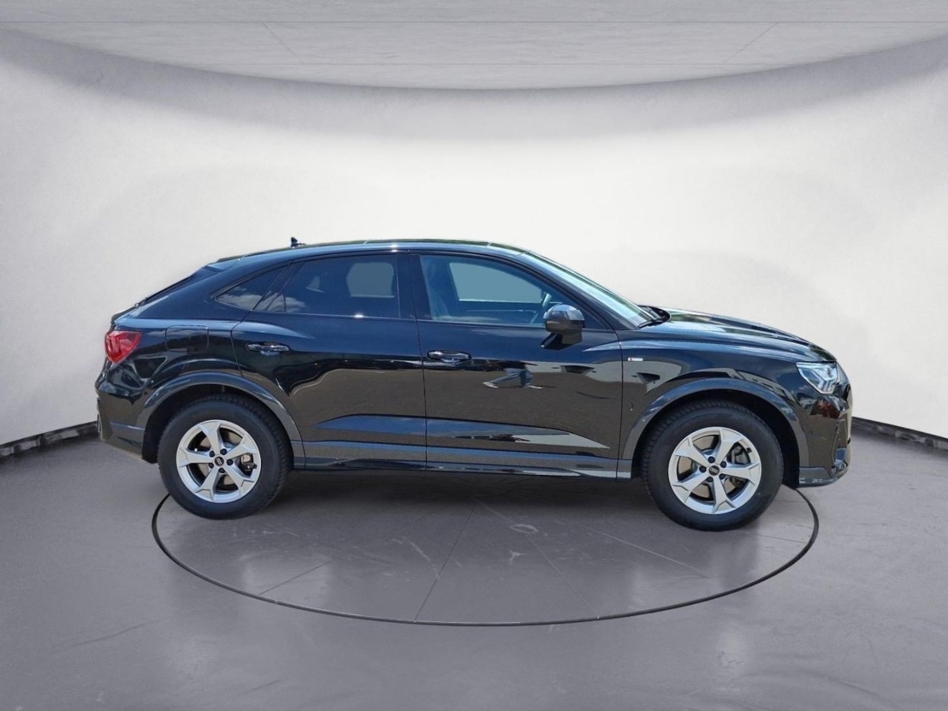 Audi Q3 Sportback S line