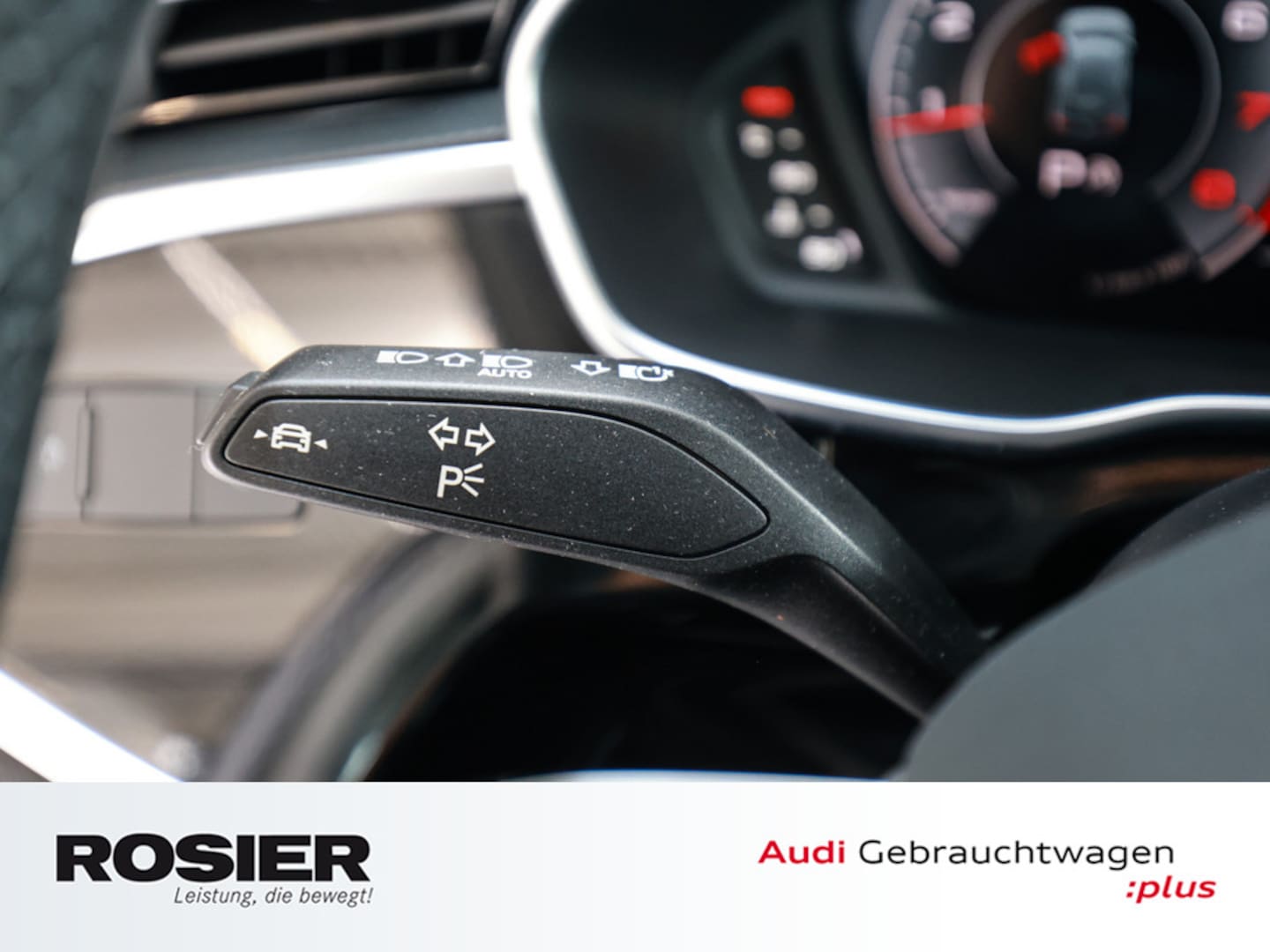 Bild über Audi Q3 advanced 40 TFSI quattro S tronic - für weitere Informationen kontaktieren Sie den Audi Partner