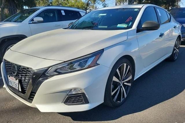 2020 Nissan Altima SR