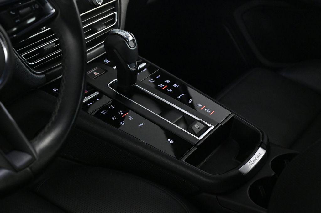 2023 Porsche Macan Base - Photo 22