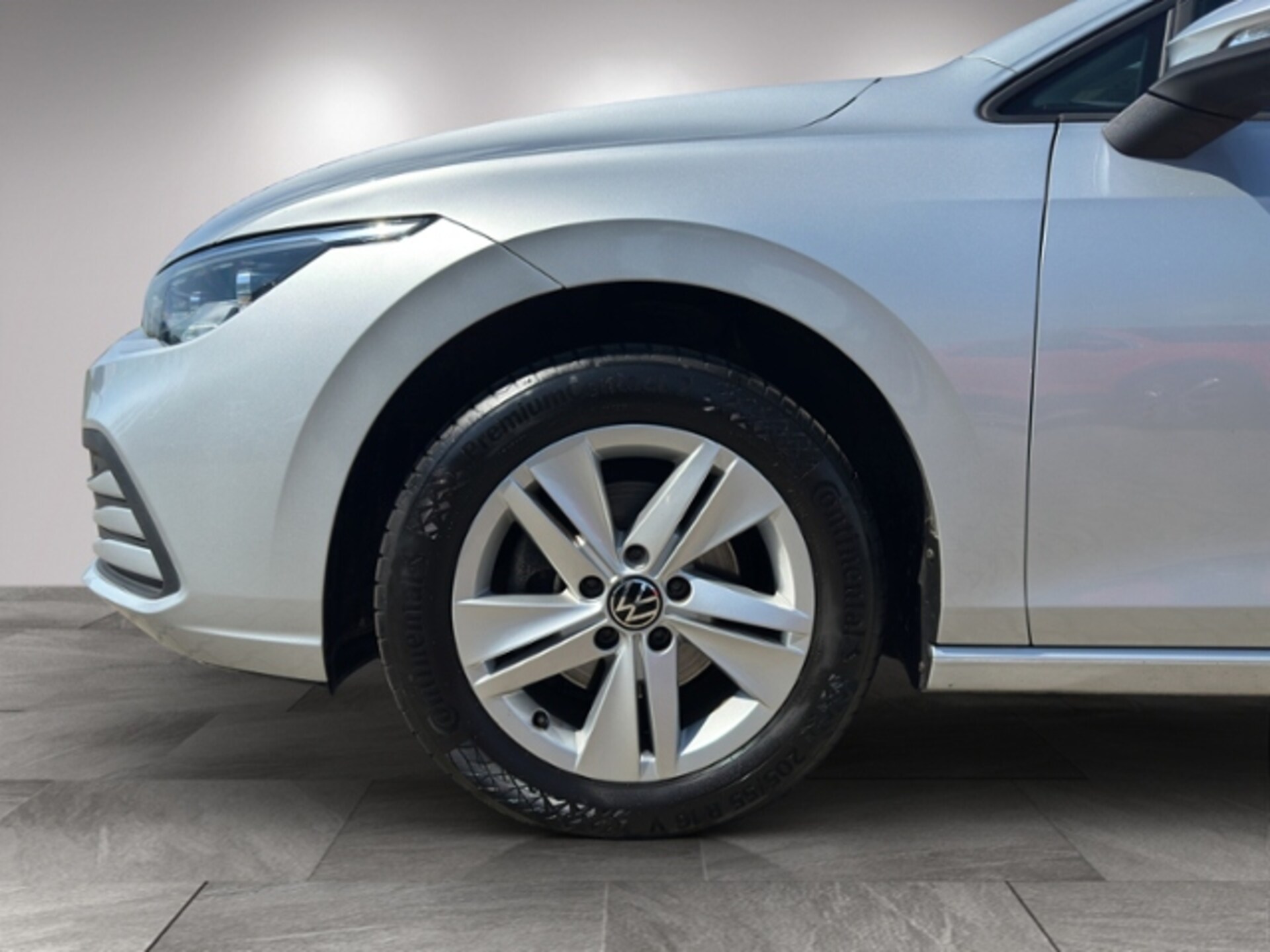 Volkswagen Golf Variant Life