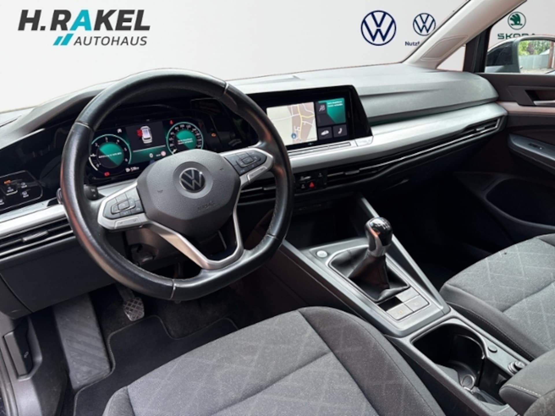 Volkswagen Golf Variant Life