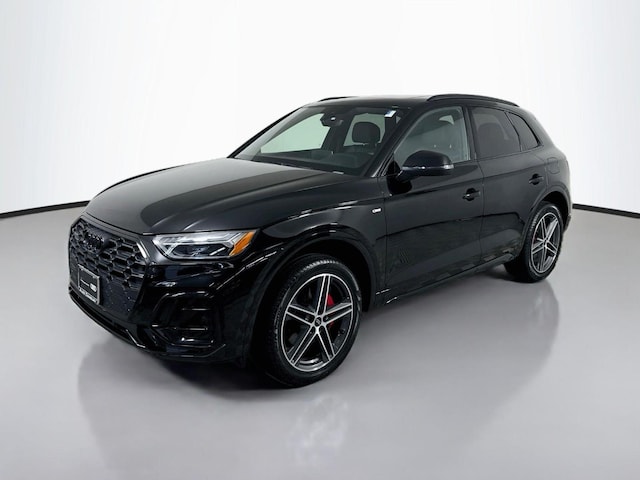 Photo of 2024 Audi Q5 TFSI e 