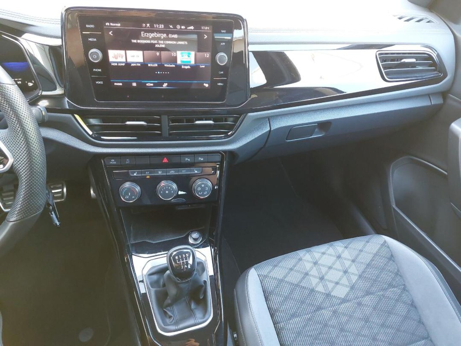 Volkswagen T-Roc – Bild 12