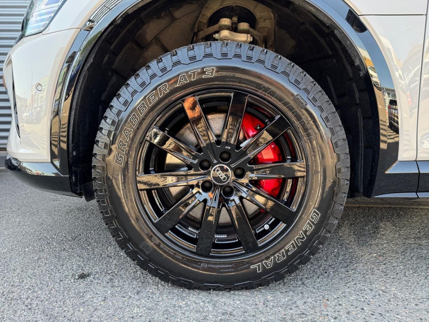 Image about Audi Q8 e-tron edition Dakar 55 e-tron quattro