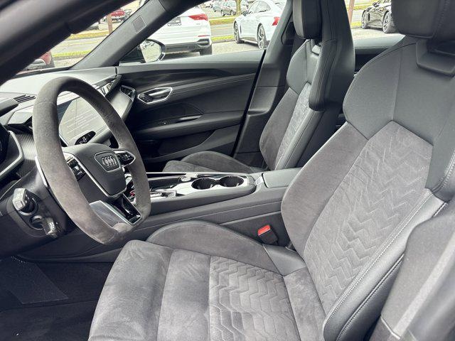 2023 Audi e-tron GT Premium Plus - Photo 6
