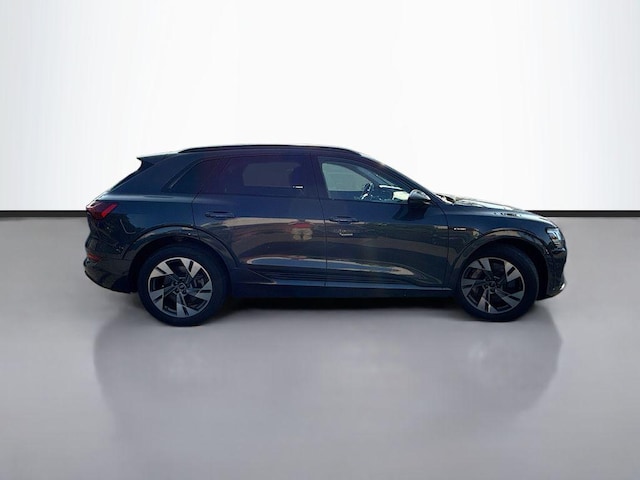 2021 Audi e-tron