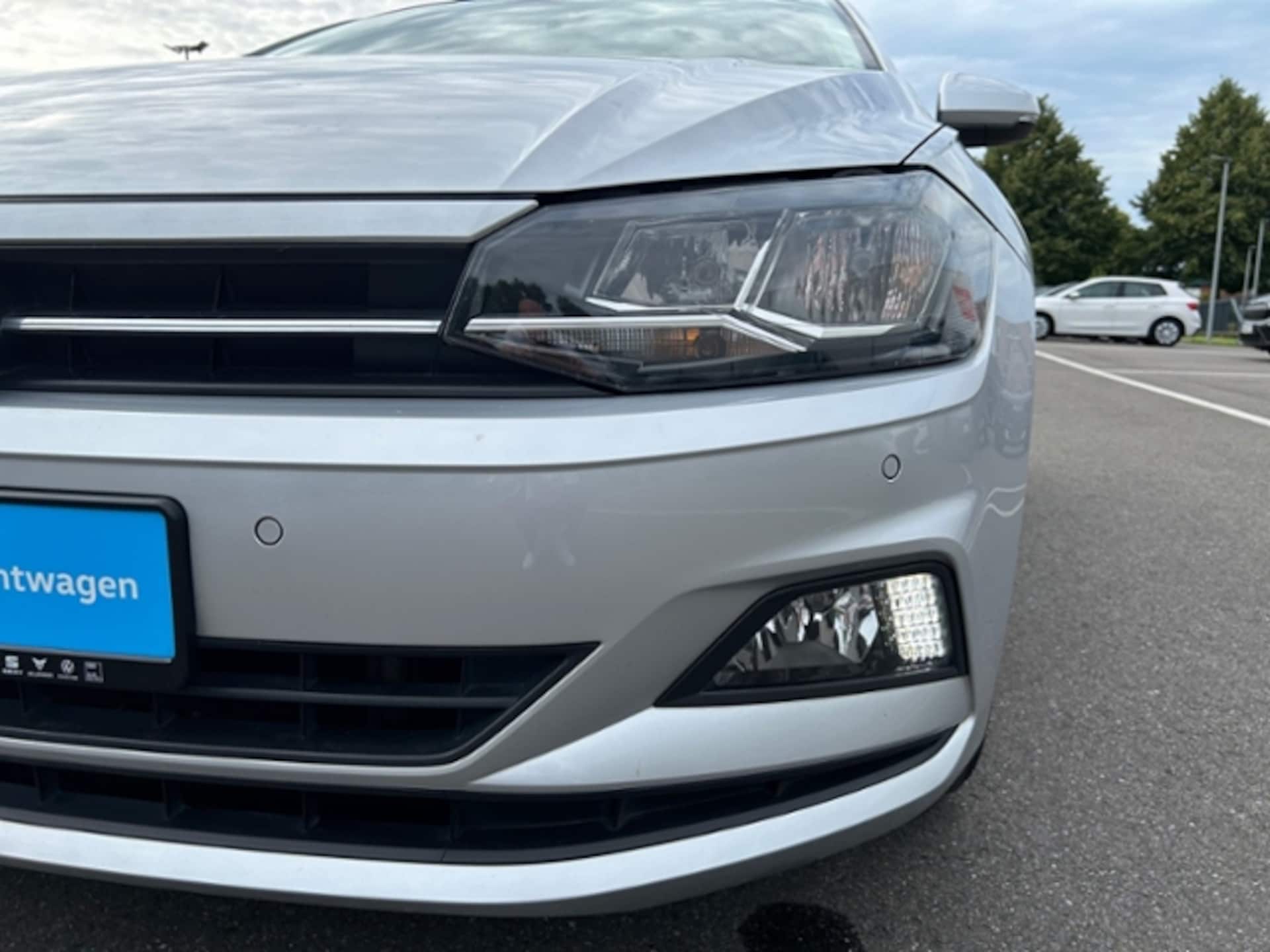 Volkswagen Polo Active
