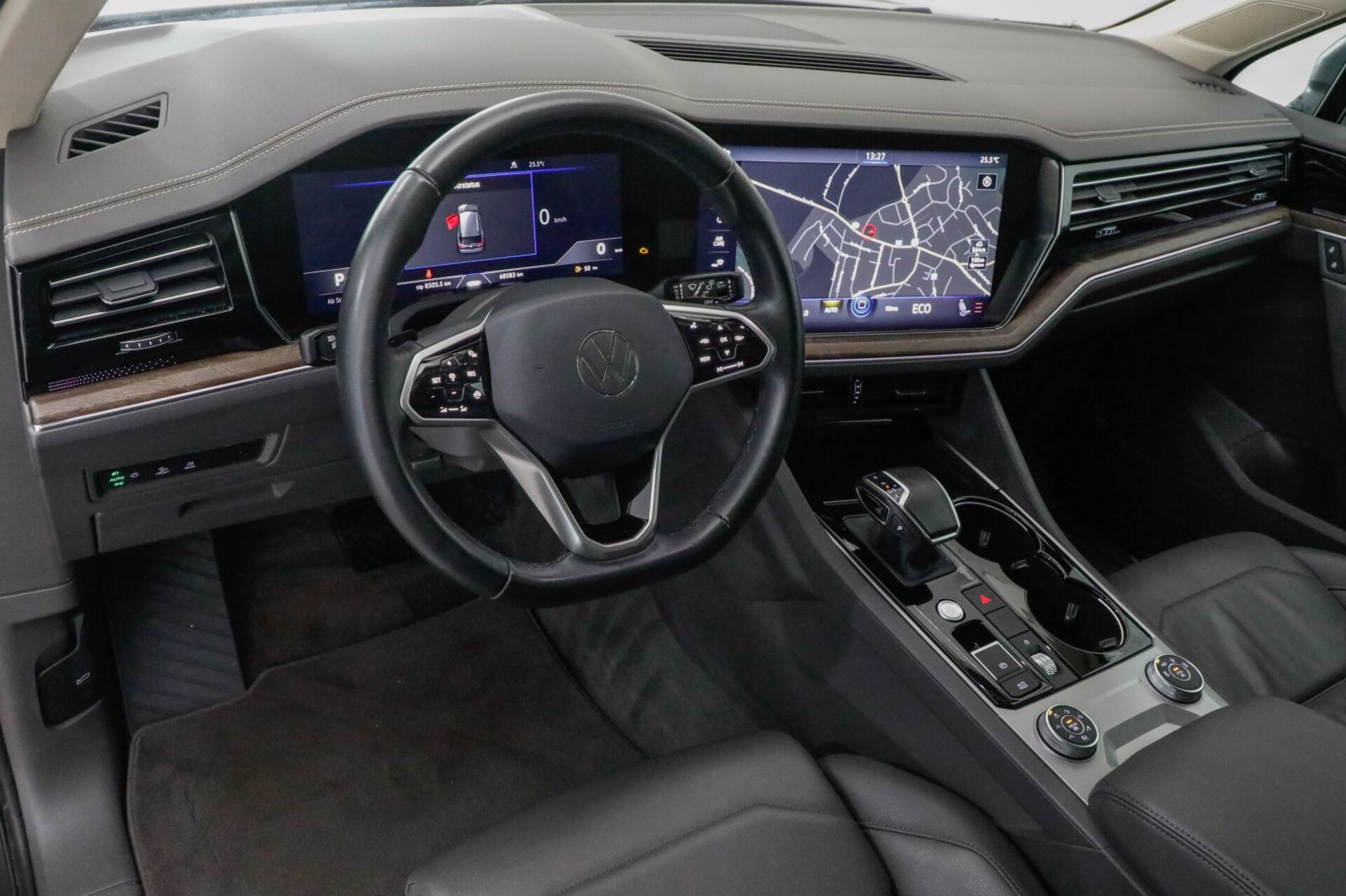 Volkswagen Touareg Atmosphere