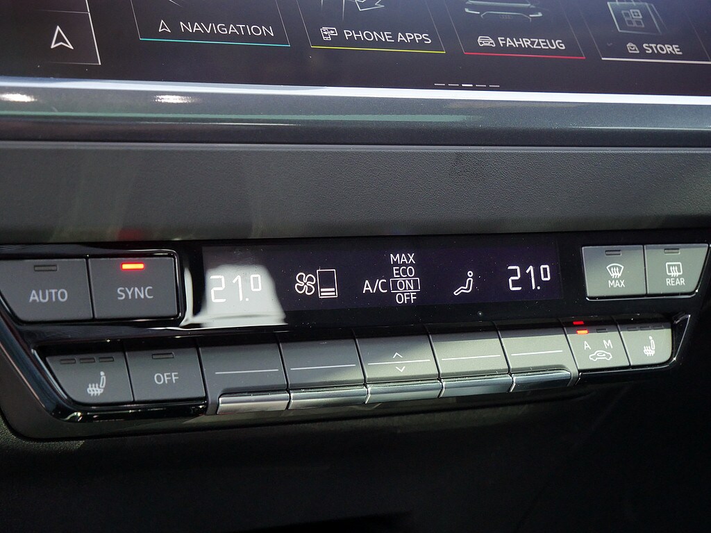 Image about Audi Q4 e-tron 40 e-tron