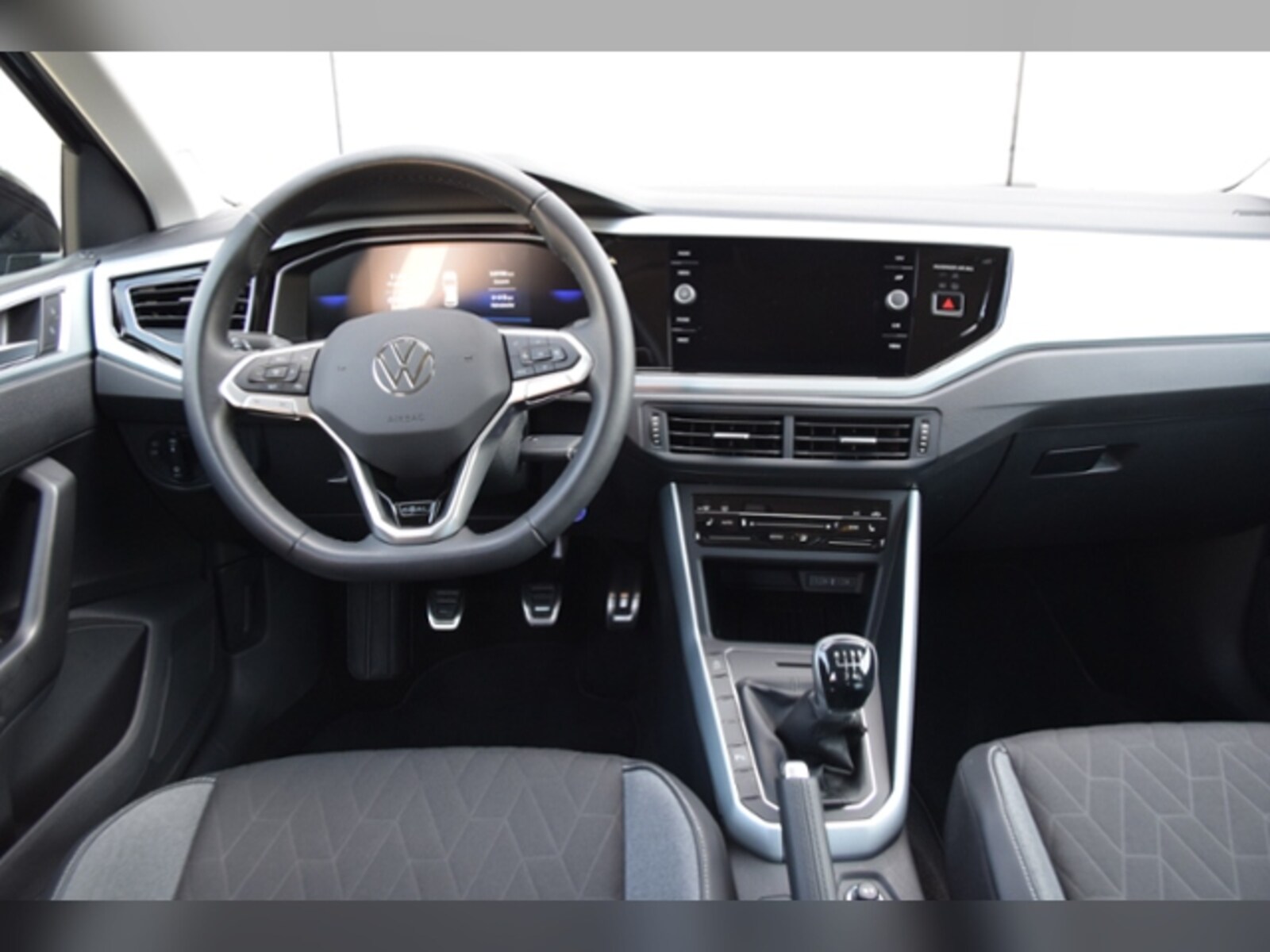 Volkswagen Polo – Bild 12