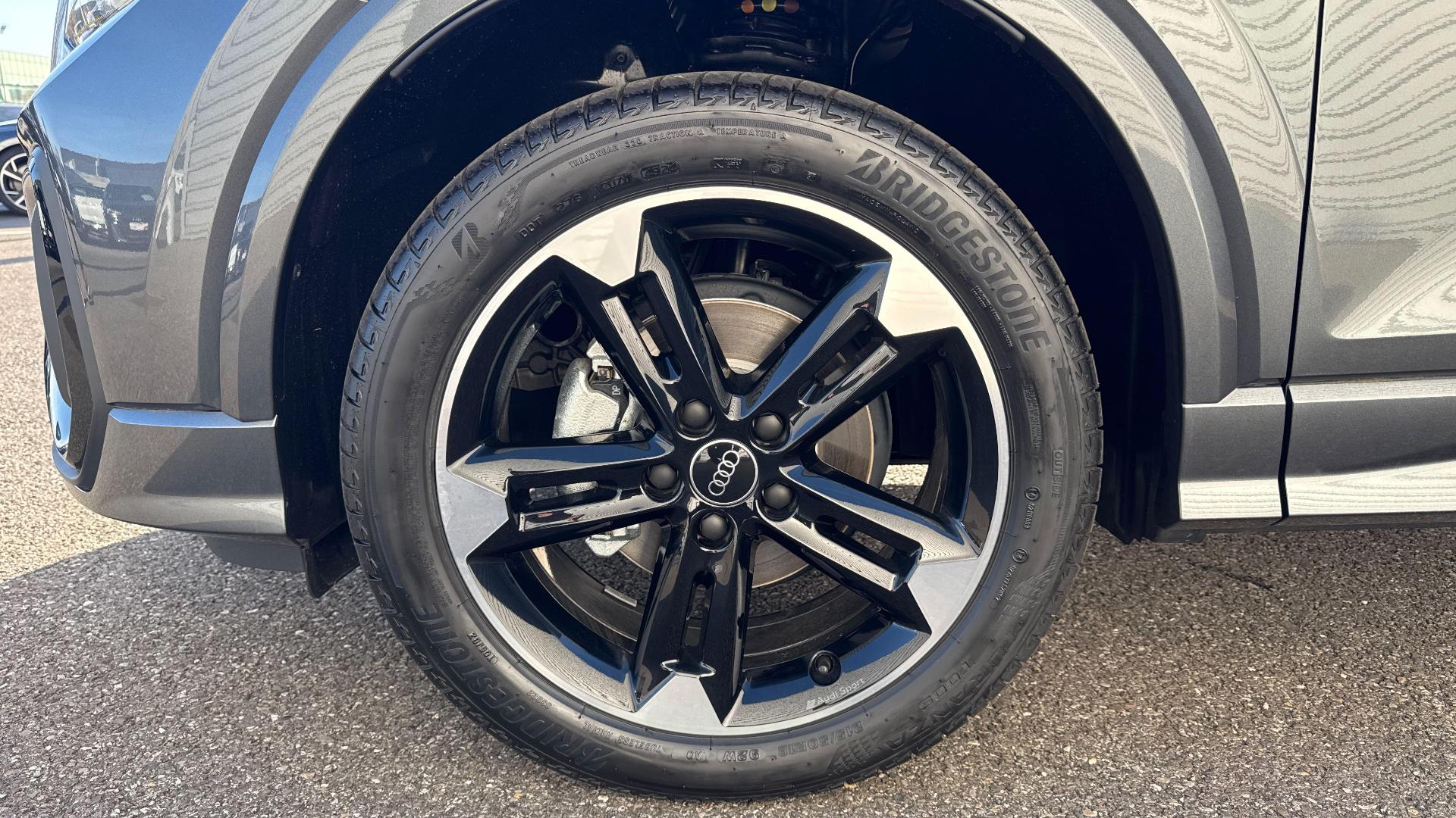 Image about Audi Q2 S line 35 TFSI 110 kW (150 ch) S tronic