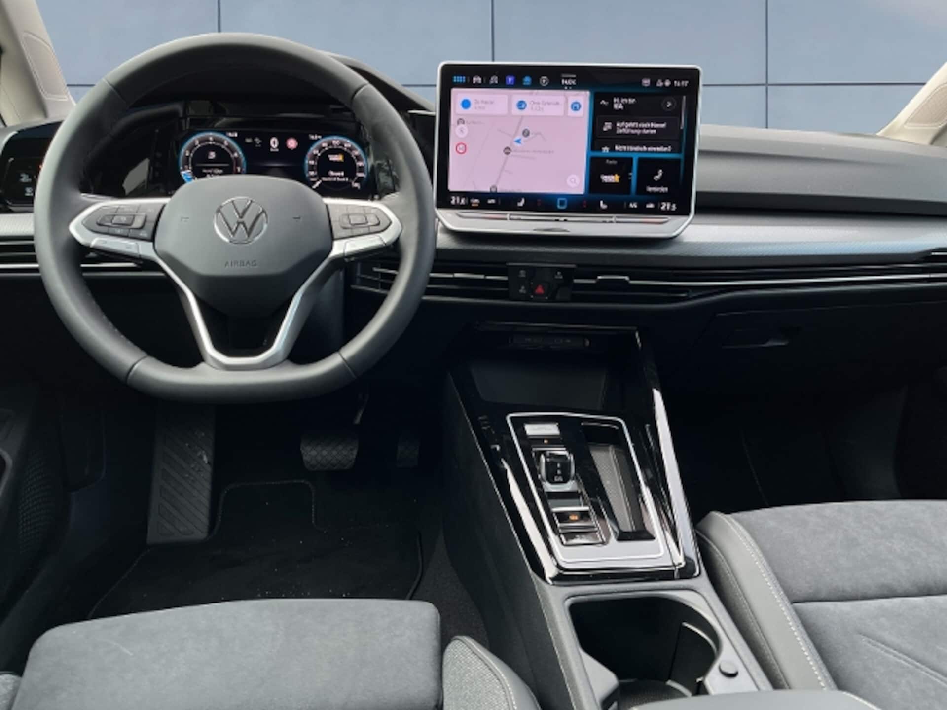 Volkswagen Golf Variant Style