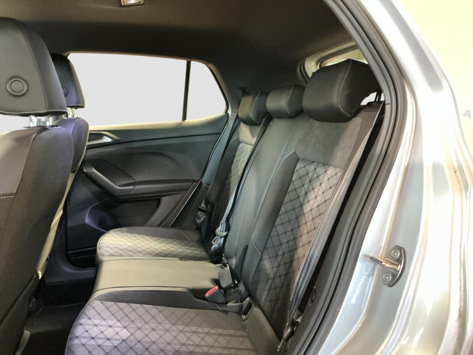 Volkswagen T-Cross – Bild 11