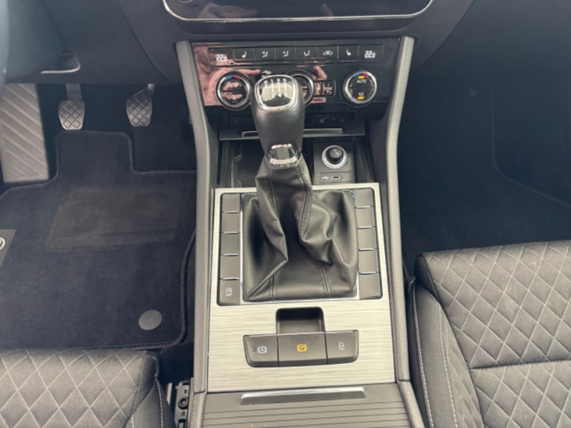 Skoda Superb Combi Ambition