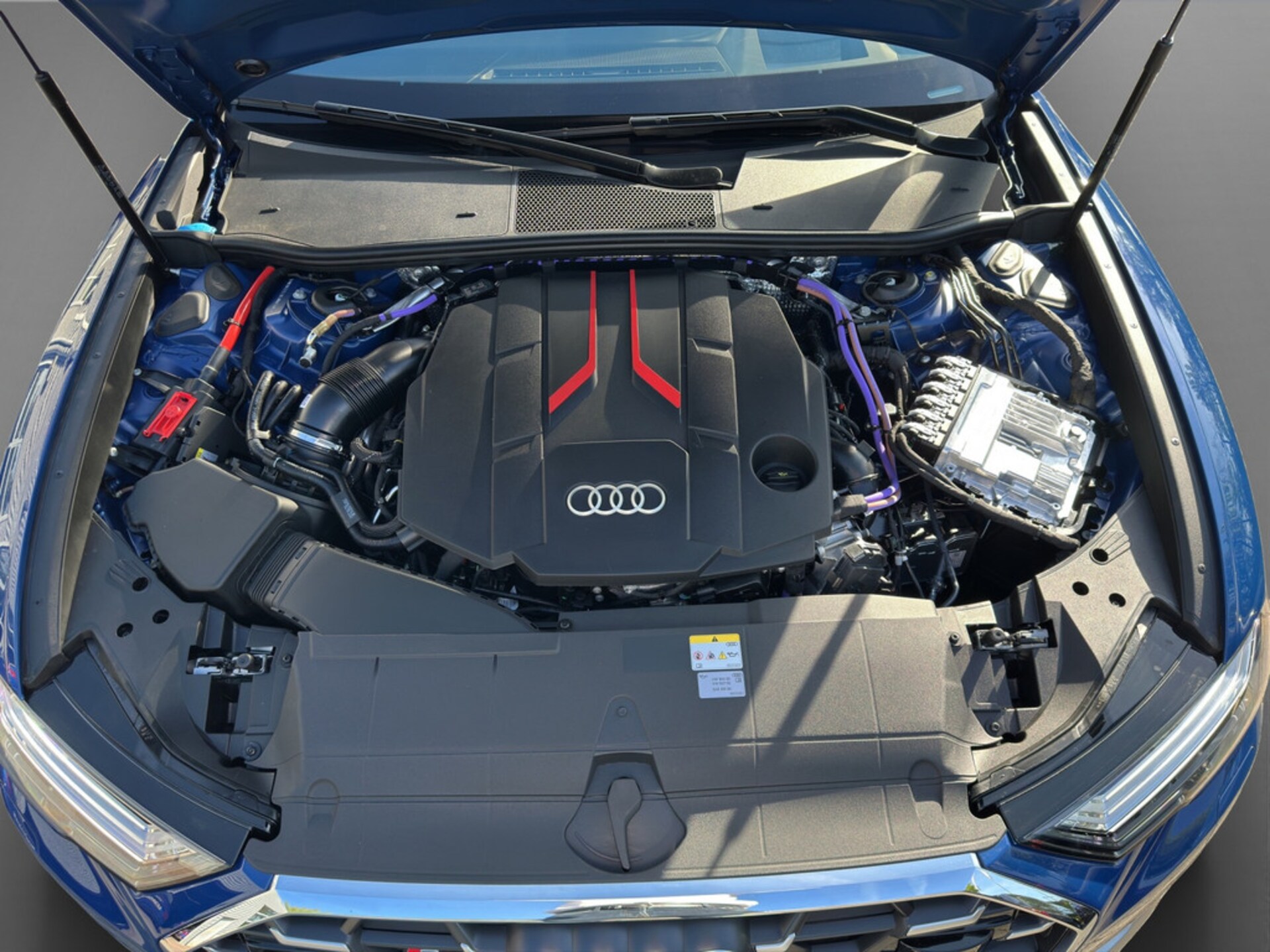 Audi S6 Avant