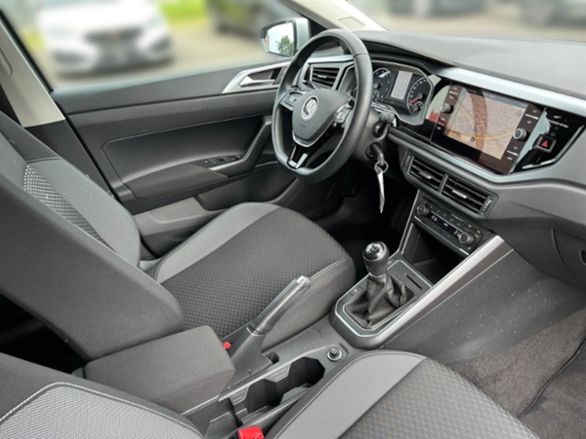 Volkswagen Polo Active