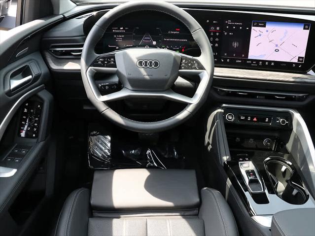 2025 AUDI Q5 - Image 16