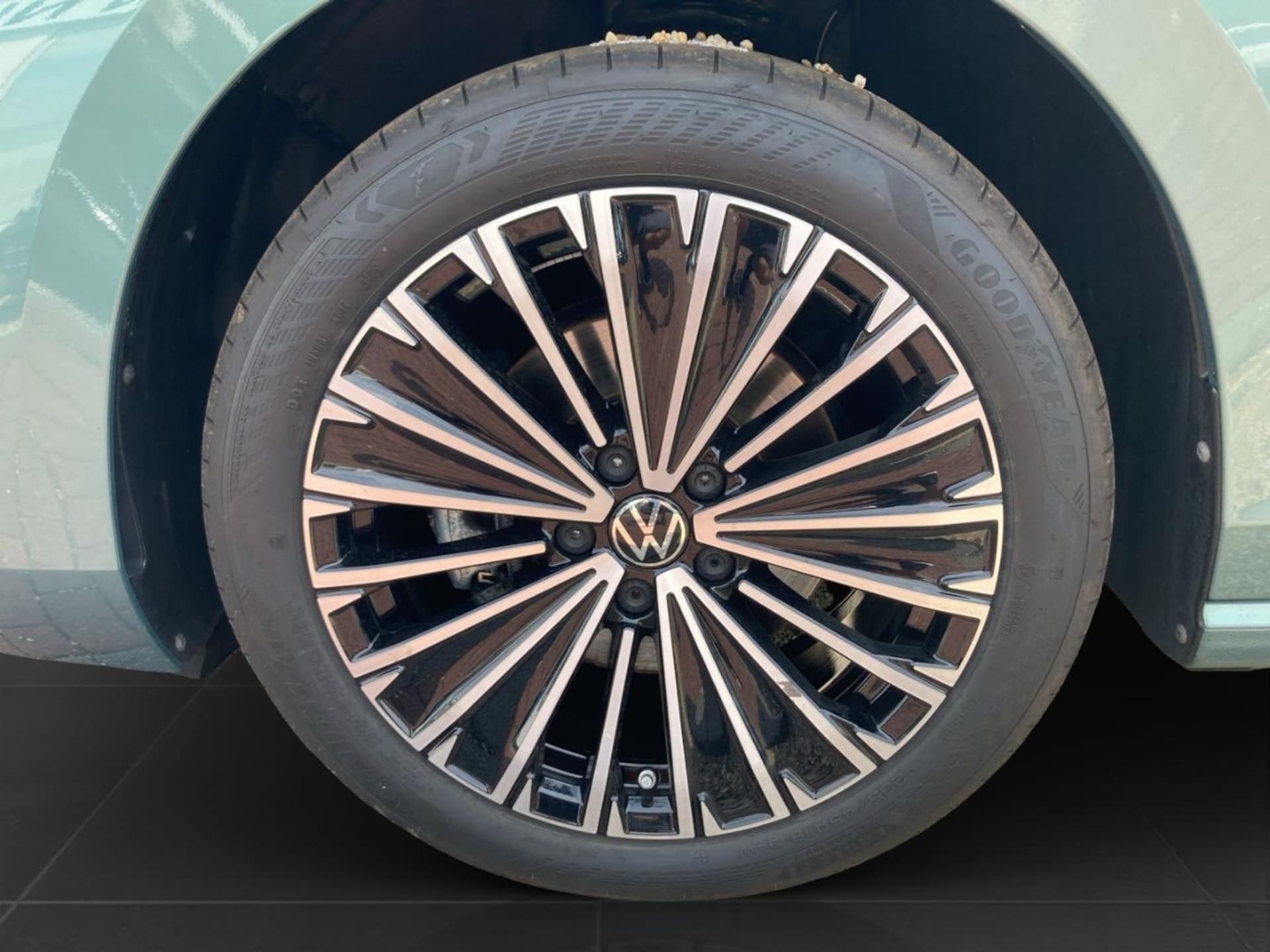 Volkswagen Passat Elegance