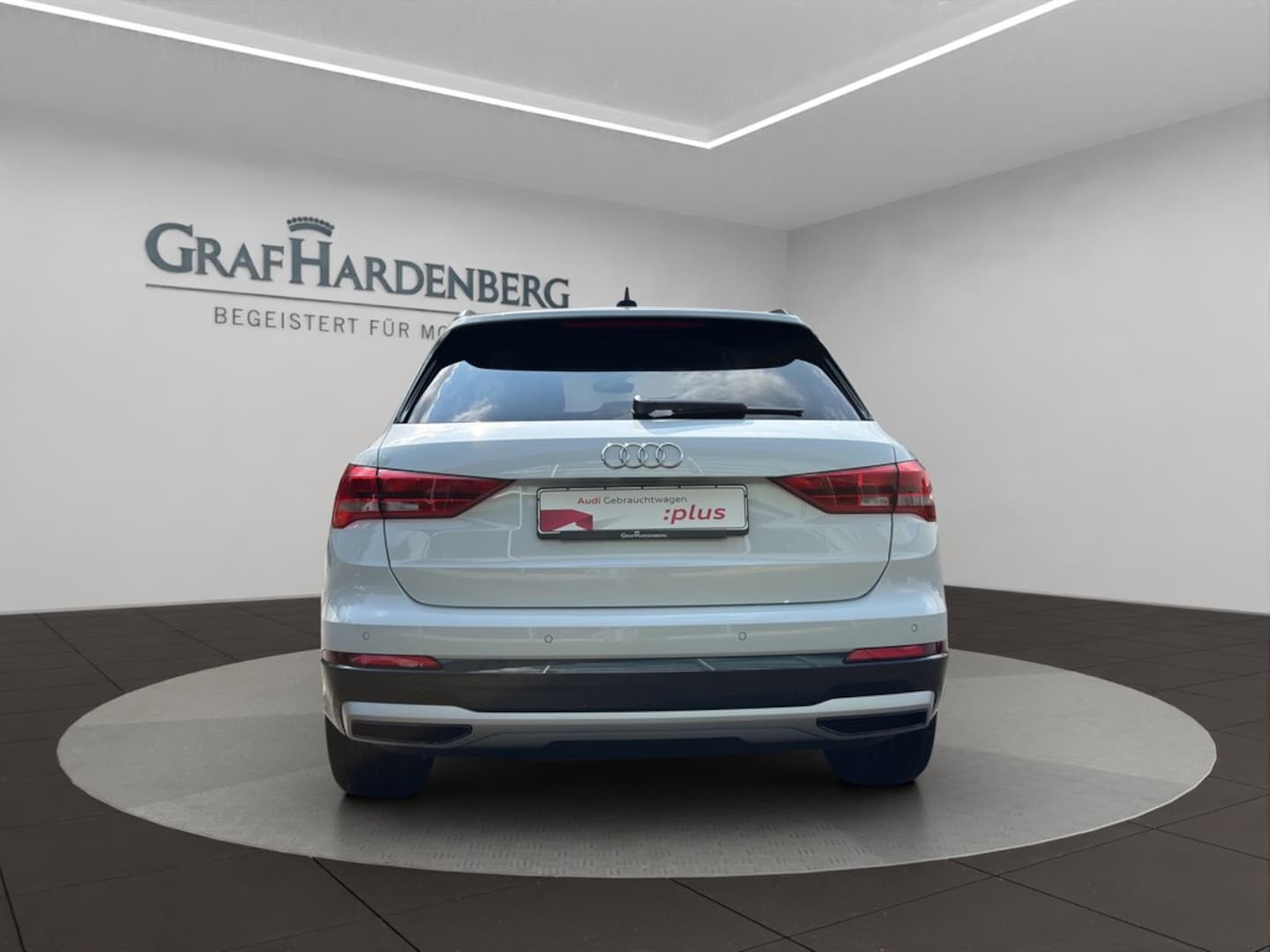 Bild über Audi Q3 TDI 110 kW S tronic - für weitere Informationen kontaktieren Sie den Audi Partner