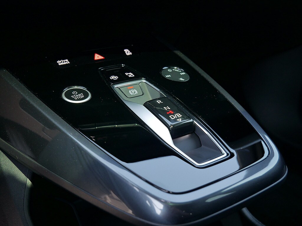 Image about Audi Q4 e-tron 40 e-tron