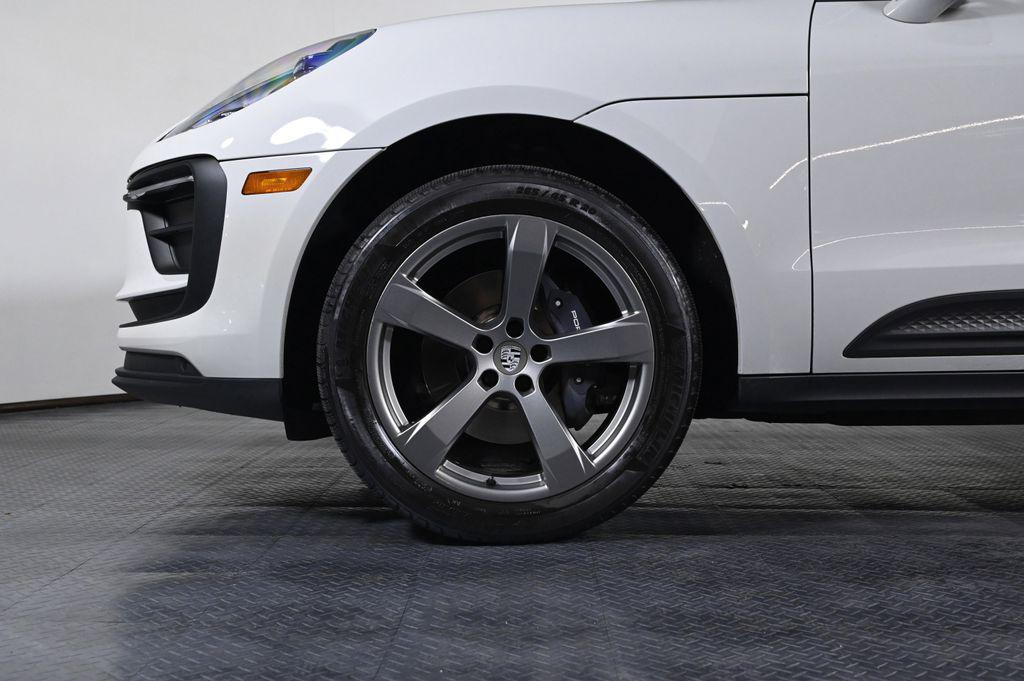 2023 Porsche Macan Base - Photo 29