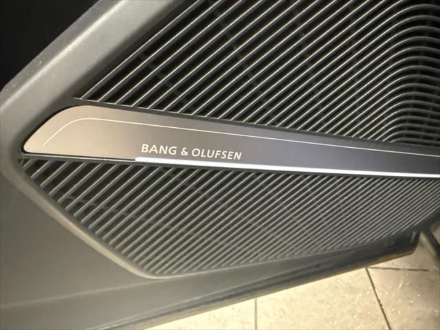 2024 AUDI Q5 - Image 12