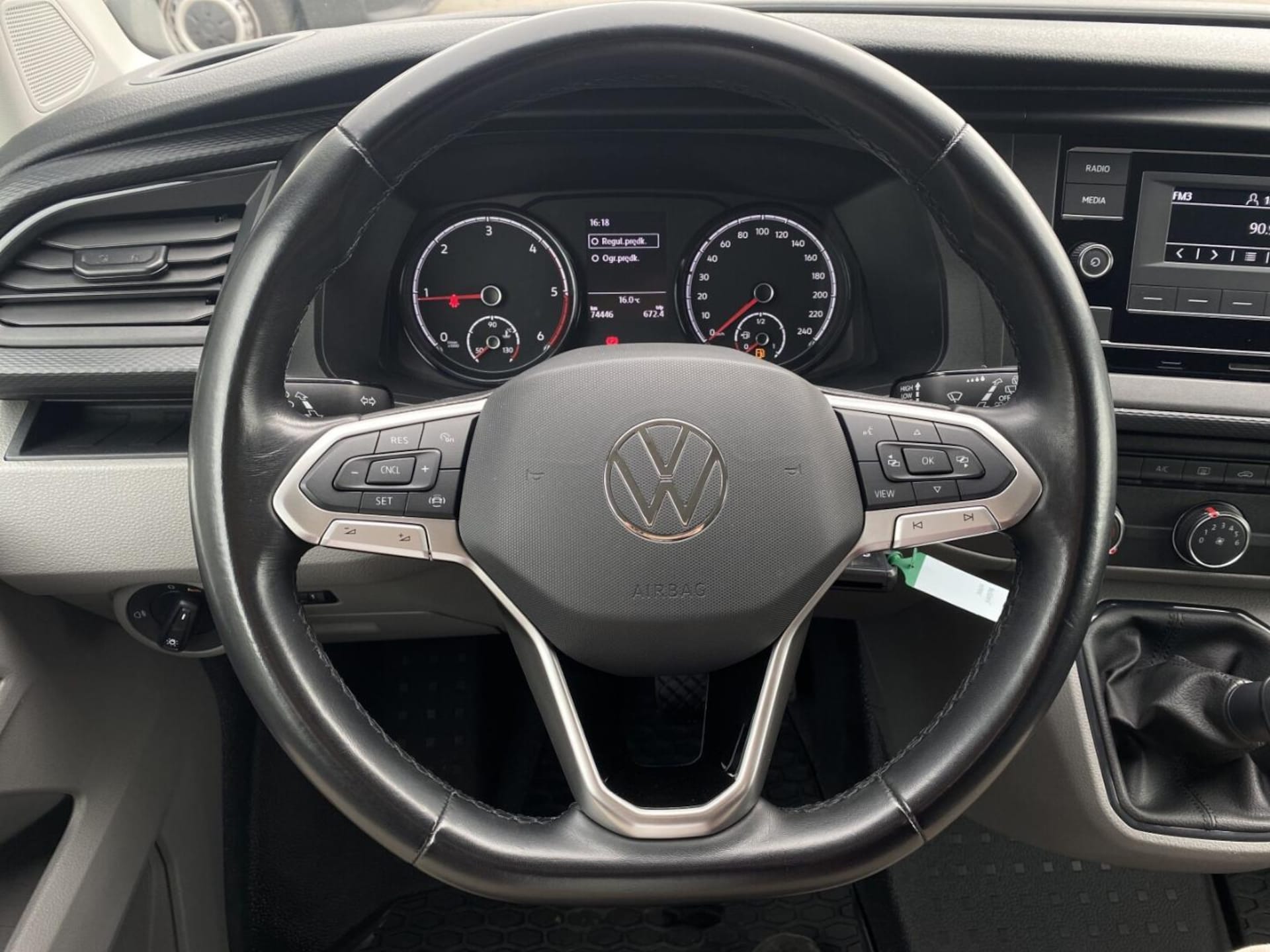 Volkswagen Transporter 6.1 Kombi krótki rozstaw osi