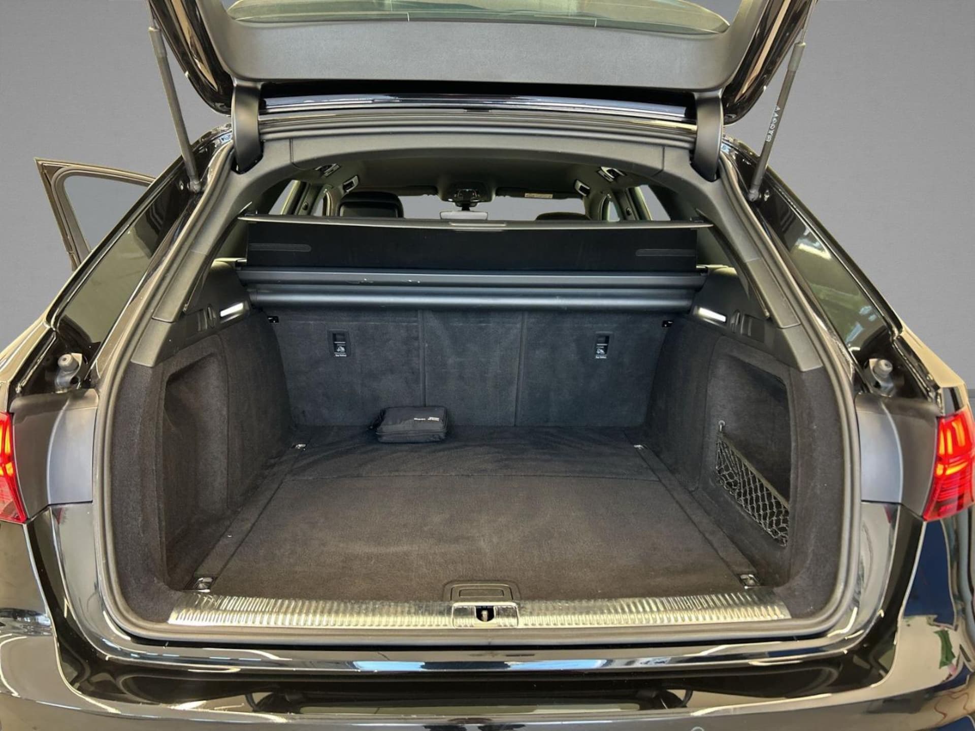 Audi A4 Avant Advanced