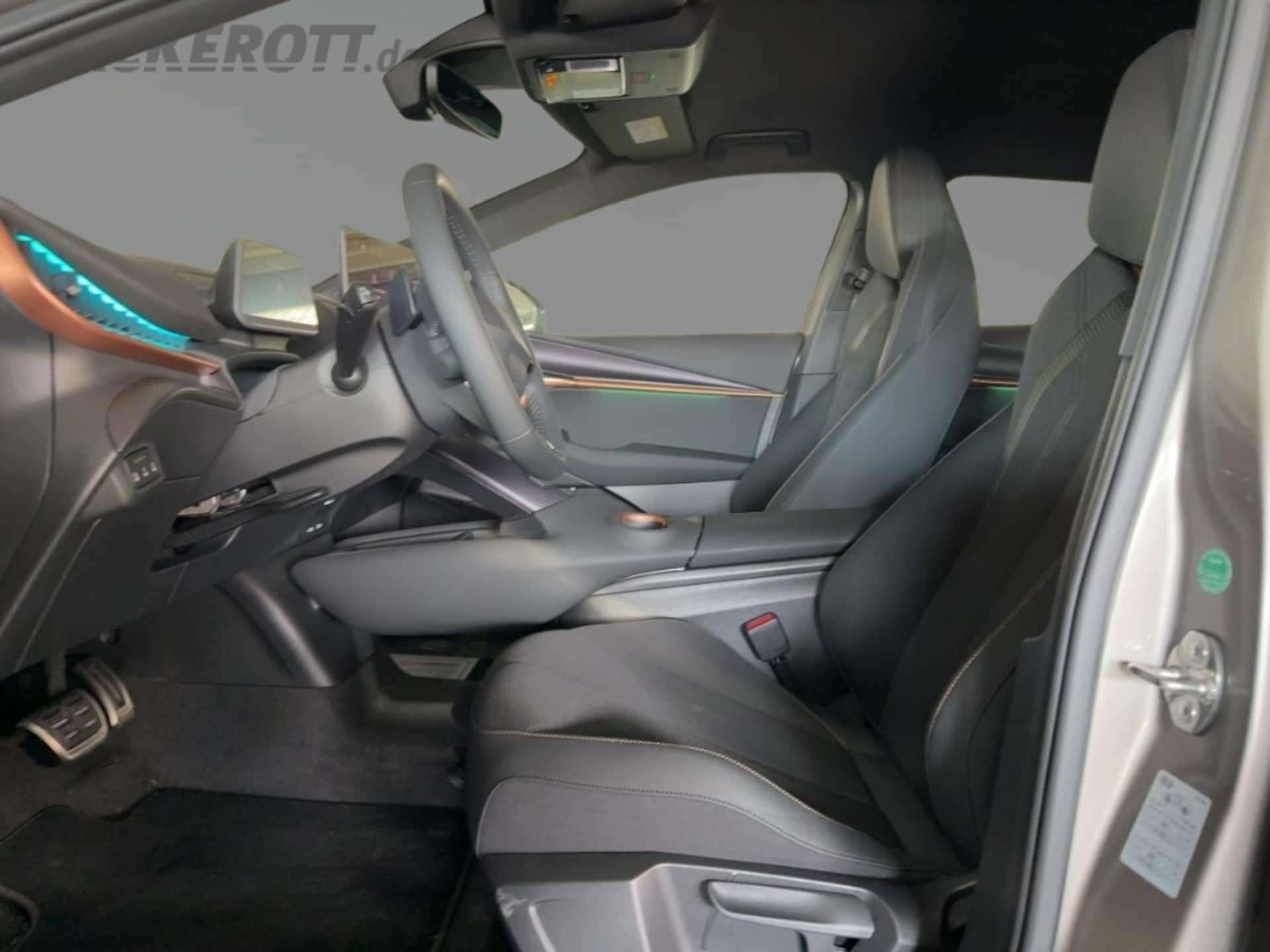 CUPRA Tavascan VZ