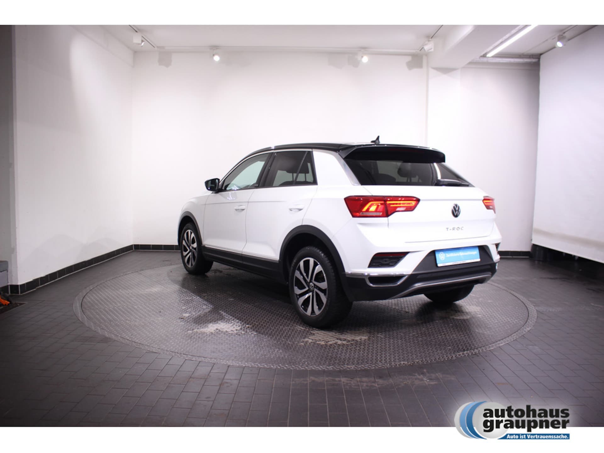 Volkswagen T-Roc Active