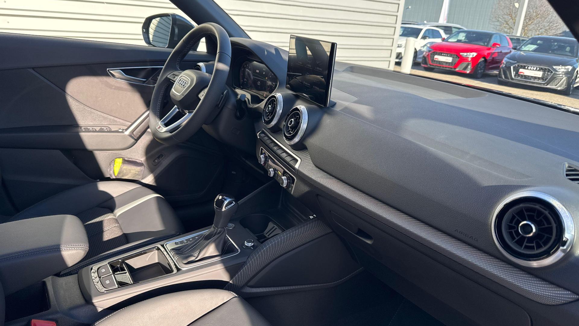 Image about Audi Q2 S line 35 TFSI 110 kW (150 ch) S tronic