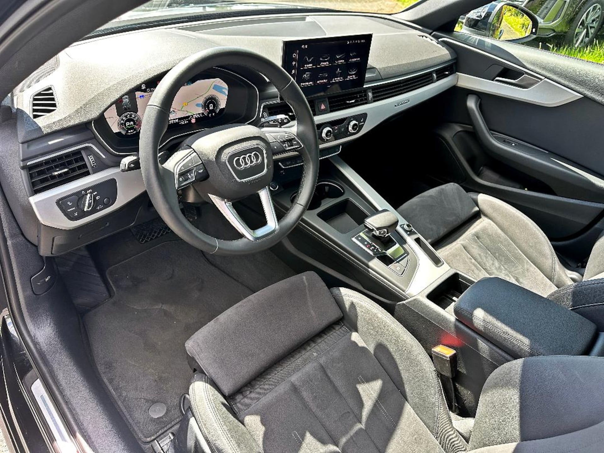 Audi A4 Avant S line