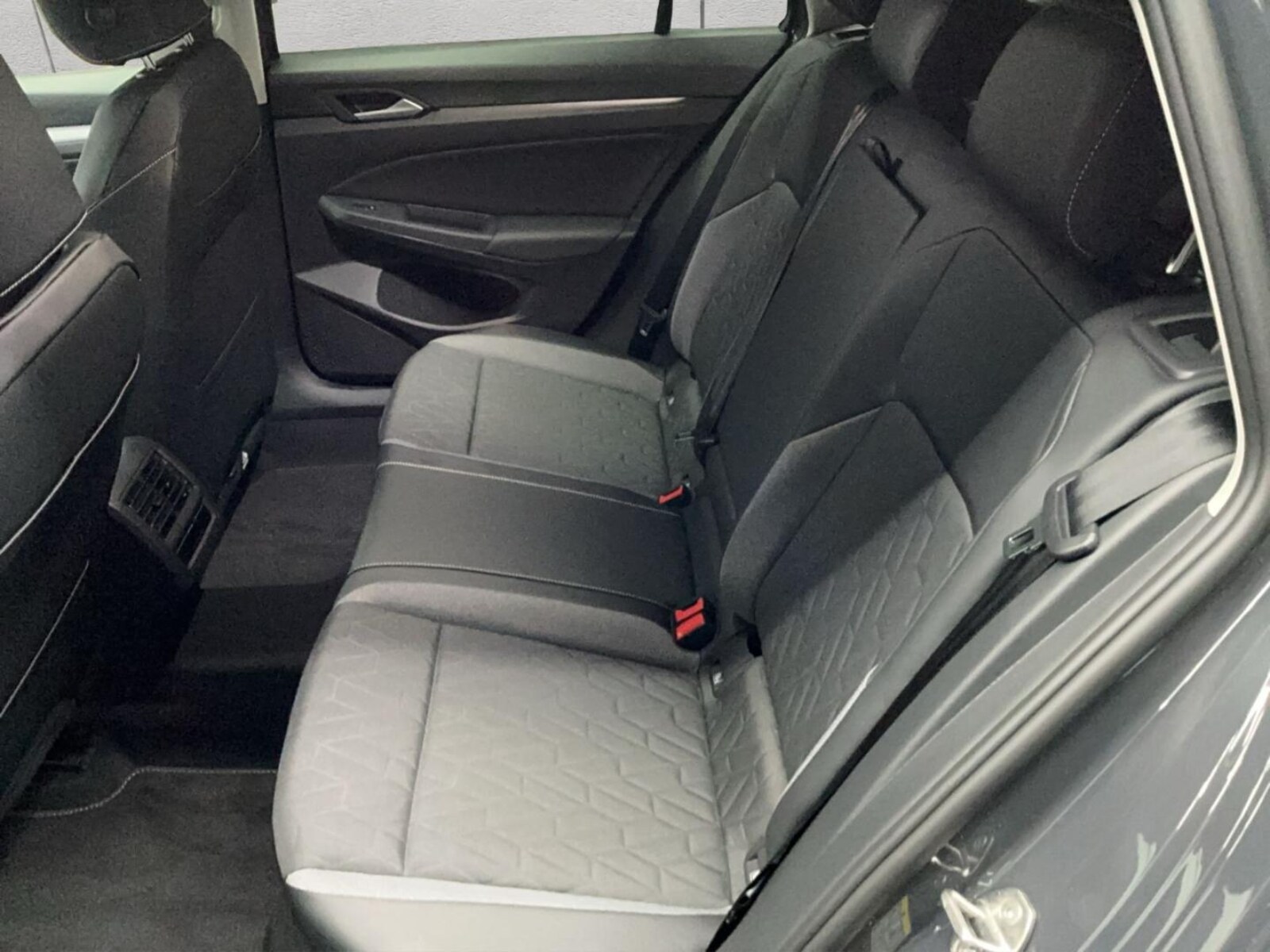 Volkswagen Golf Variant – Bild 15