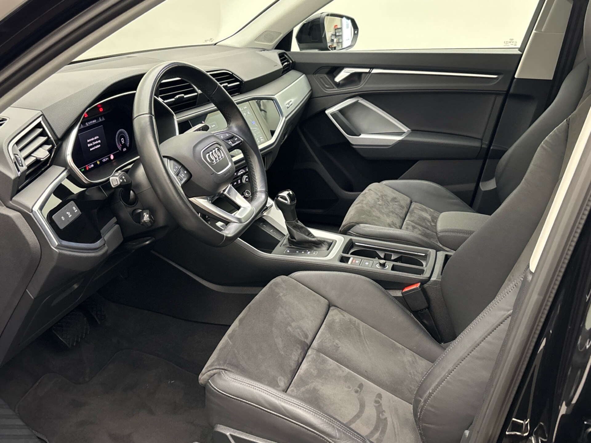 Audi Q3 SUV S line