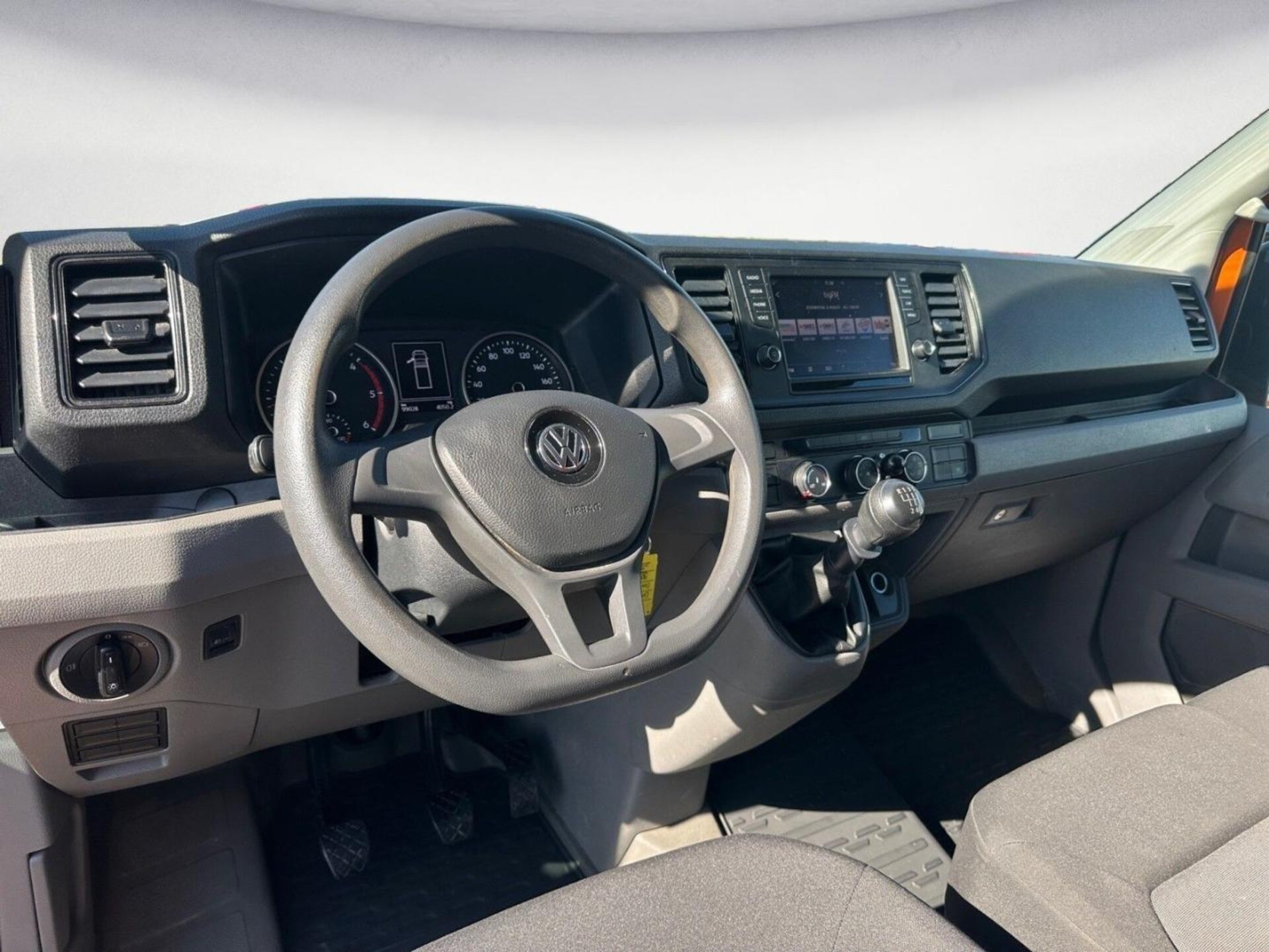 Volkswagen Crafter Einzelkabine langer Radstand