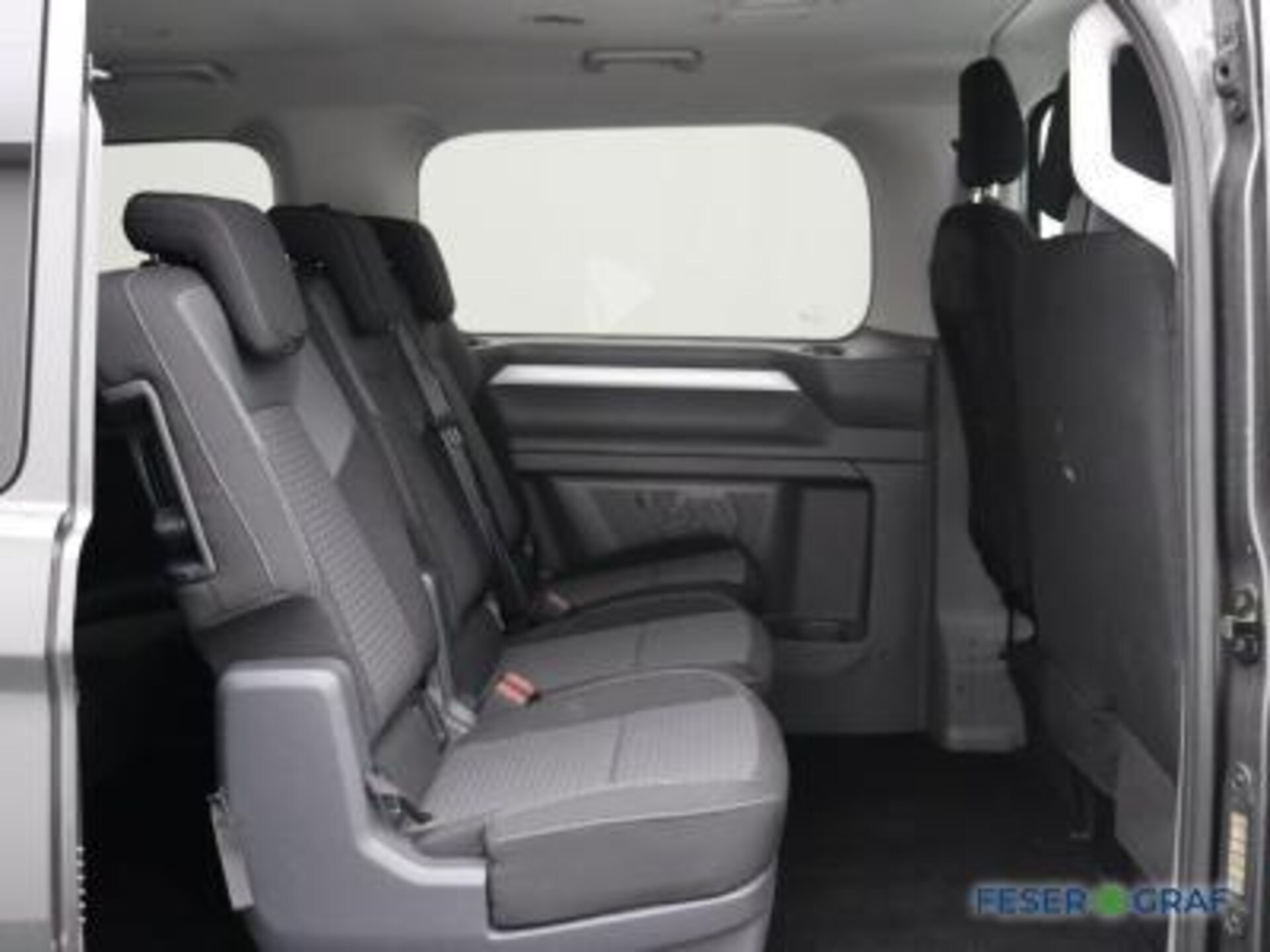 Volkswagen Caravelle Life