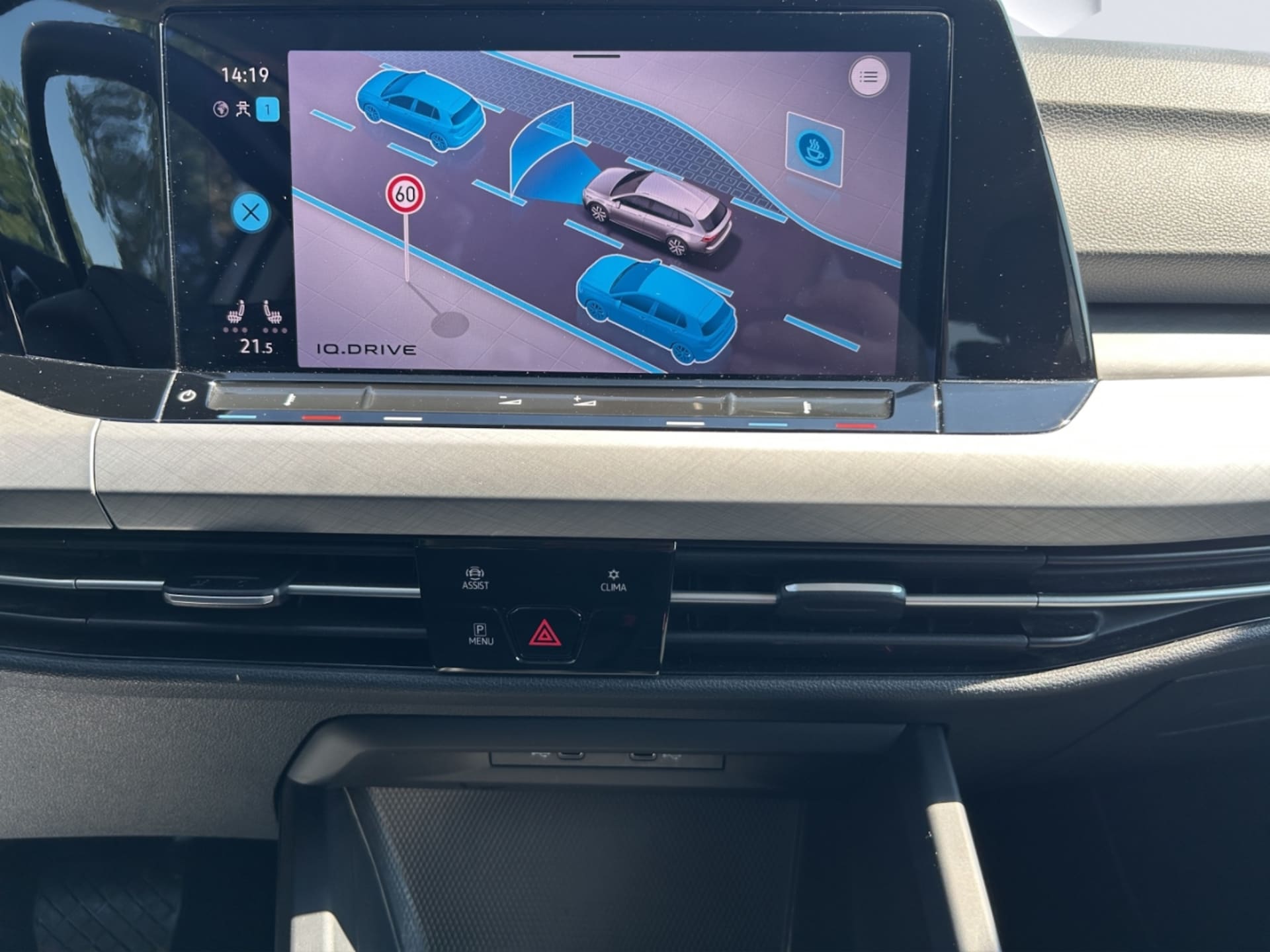 Volkswagen Golf Variant Life