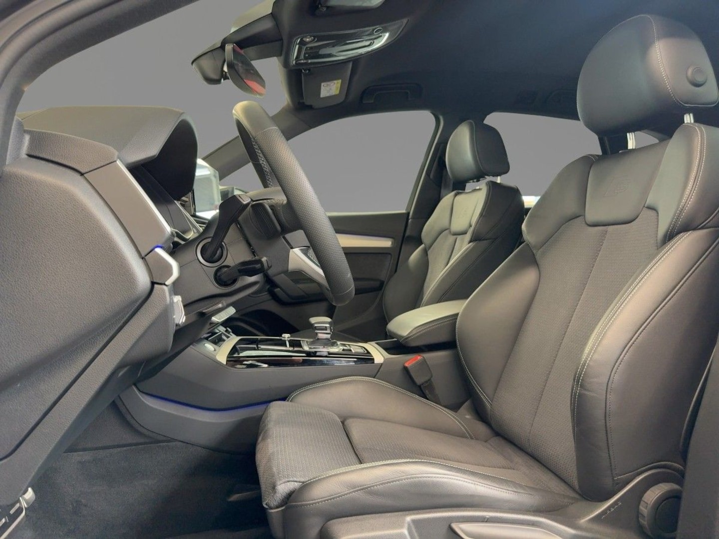 Bild über Audi Q5 40 TDI quattro 150 kW S tronic - für weitere Informationen kontaktieren Sie den Audi Partner