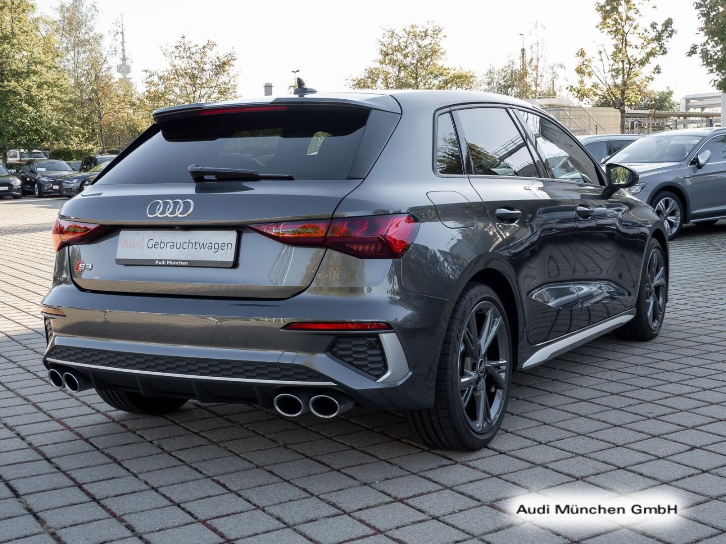 Bild über Audi S3 Sportback TFSI quattro S tronic - für weitere Informationen kontaktieren Sie den Audi Partner