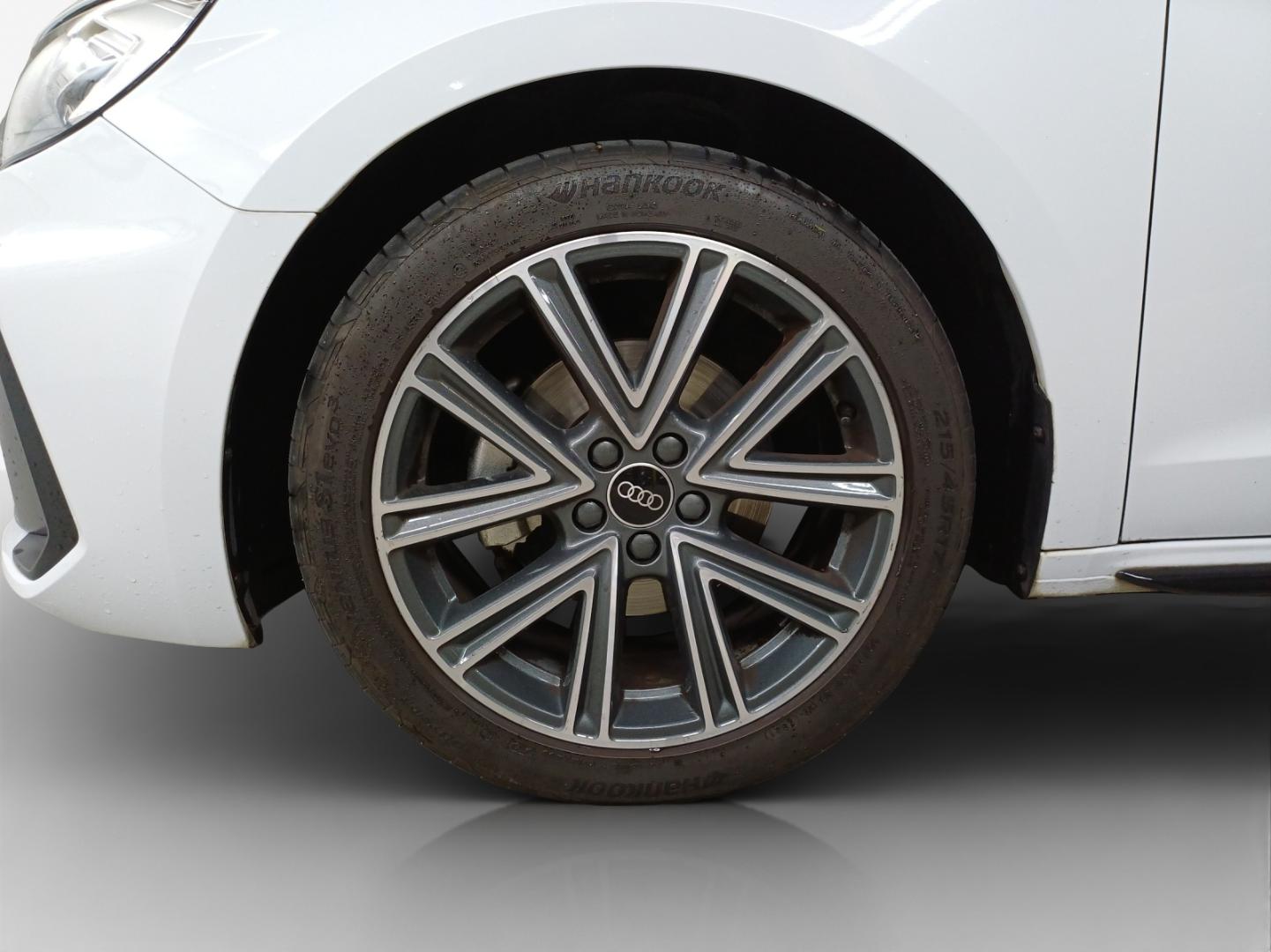 Bild über Audi A1 Sportback S line 30 TFSI 81 kW (110 PS) S tronic - for more details contact your dealer