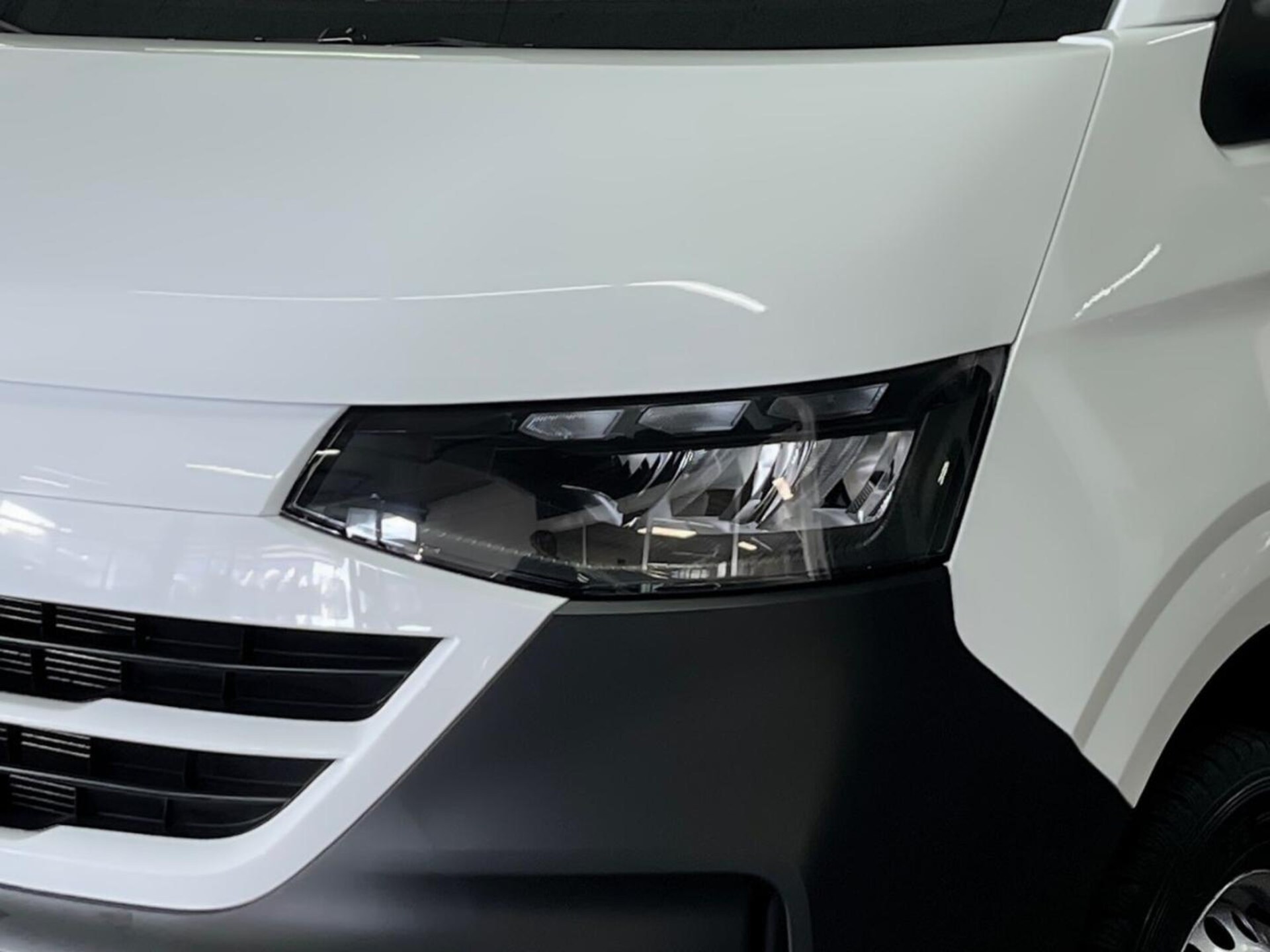Volkswagen Transporter Kasten langer Radstand