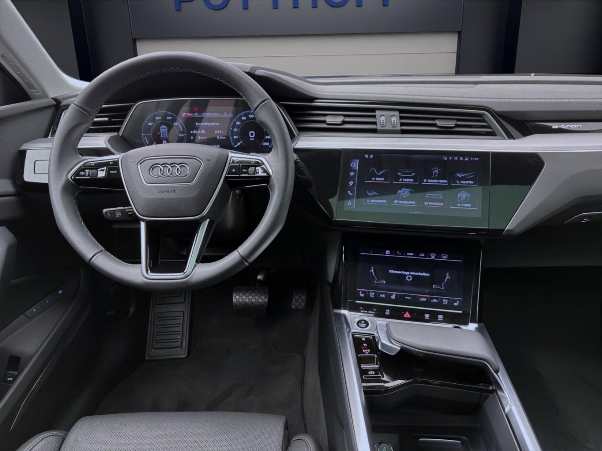 Audi Q8 e-tron Advanced