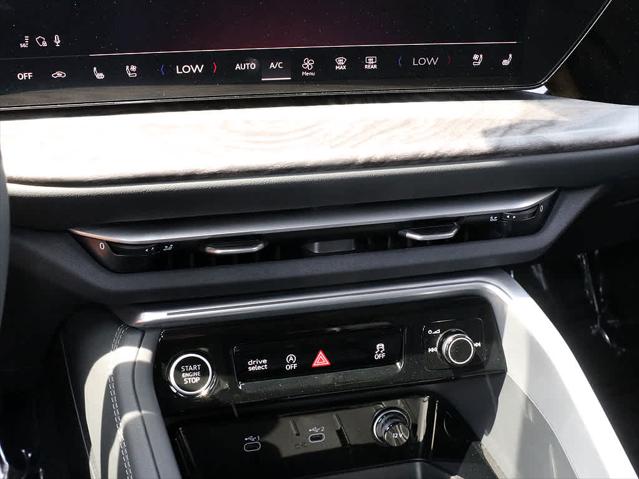 2025 AUDI Q5 - Image 23