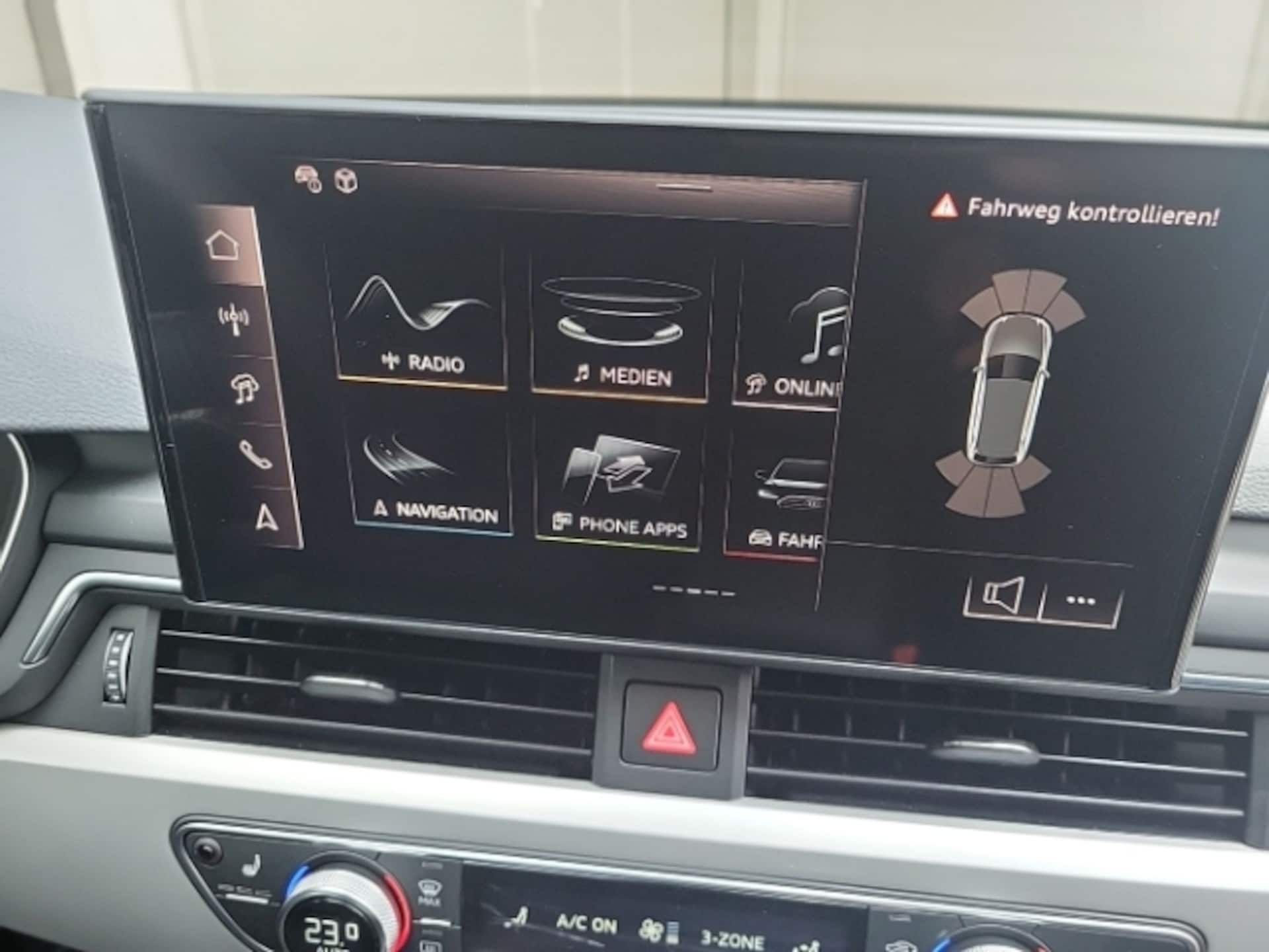 Audi A4 Avant S line