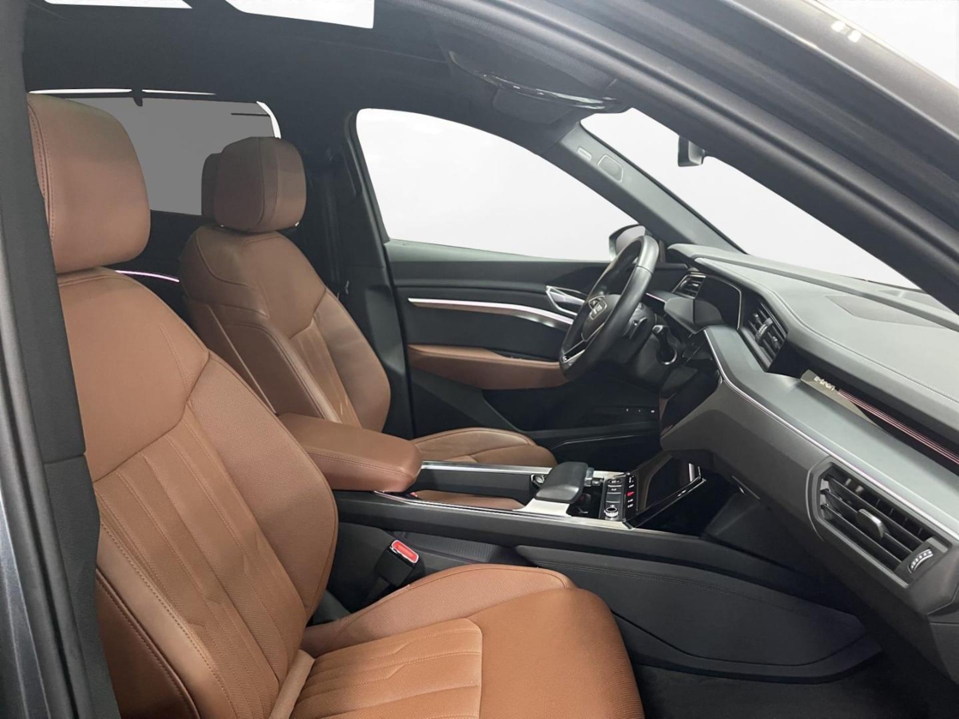 Audi e-tron S line